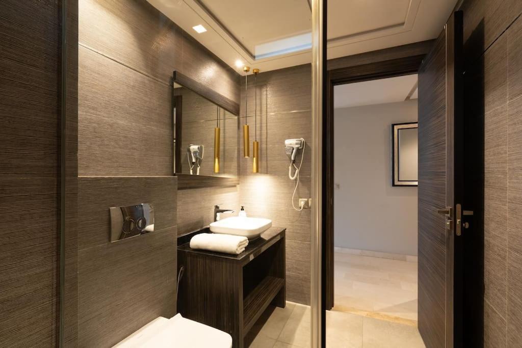 #56 Maarif Racine Urban Massira Near Twin Center Apartment คาซาบลังกา ภายนอก รูปภาพ