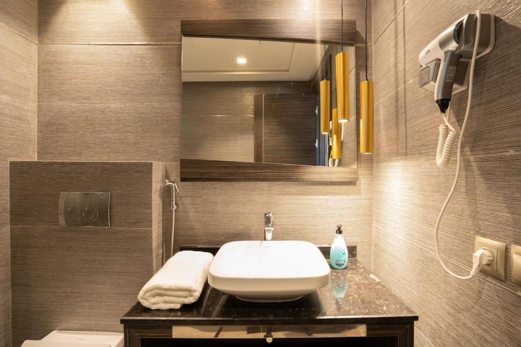 #56 Maarif Racine Urban Massira Near Twin Center Apartment คาซาบลังกา ภายนอก รูปภาพ